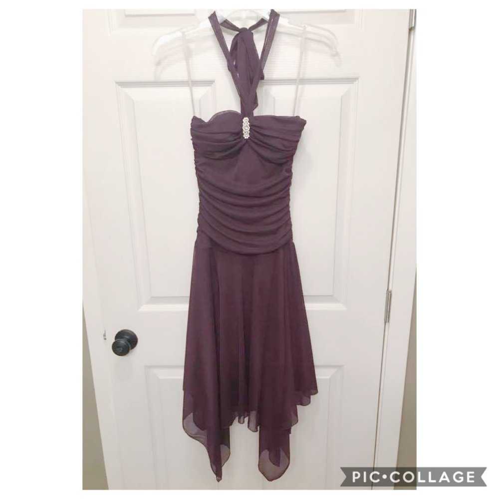 Dillard's B Darlin formal dress plum size 5/6